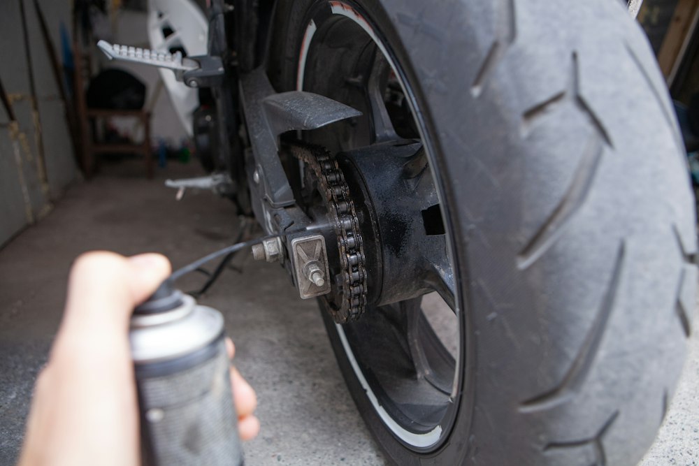 Lubricación de piezas móviles durante una mantención